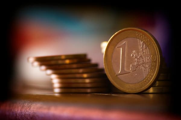 先秦高档布币为什么含有贵金属锌